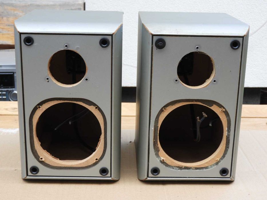 Obudowy kolumn skrzynki Eltax