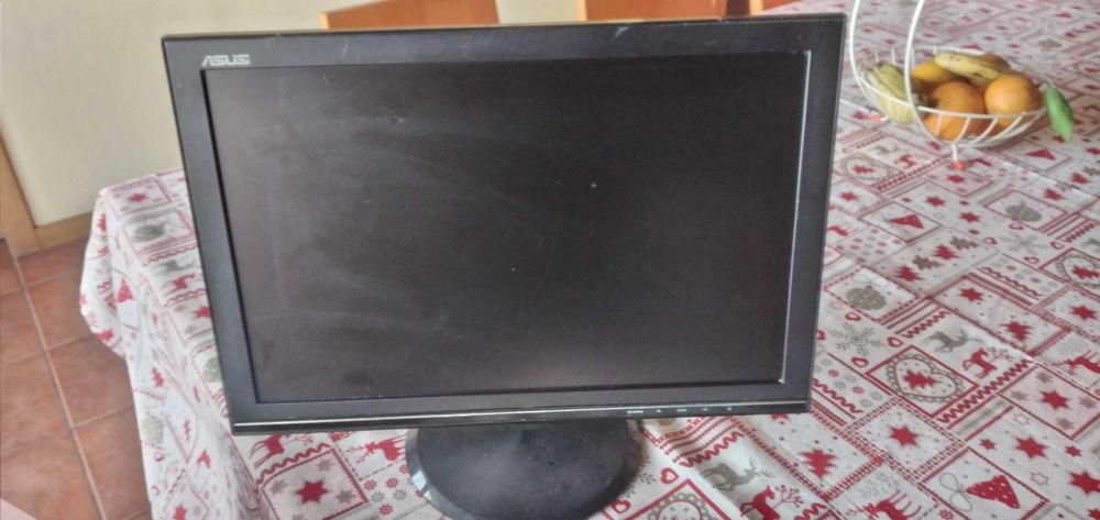 Monitor LCD ASUS 19''