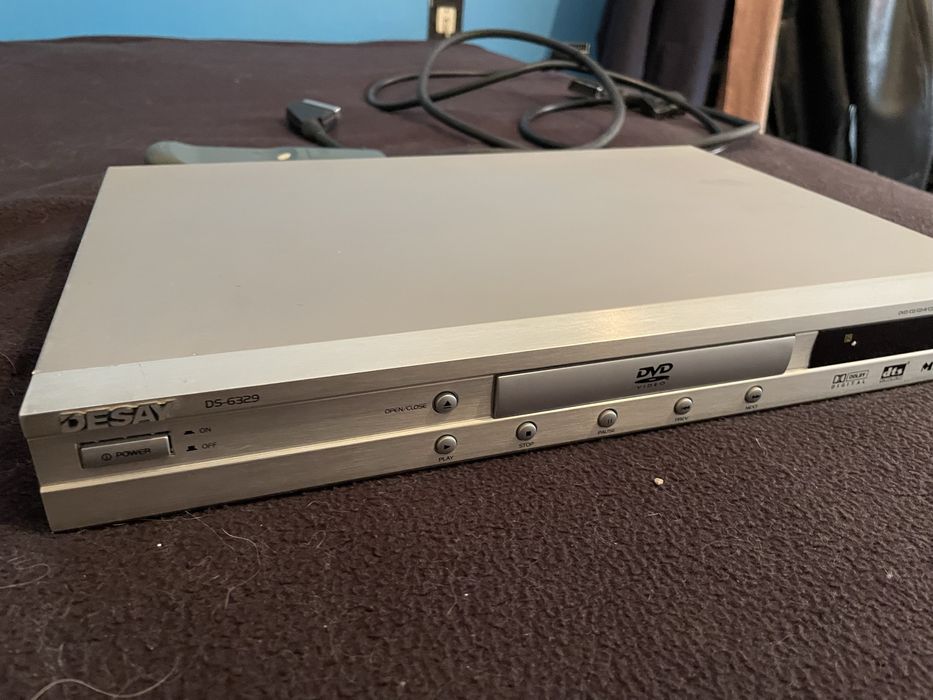 Leitor de DVD (para peças ou venda)