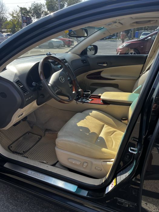 Продам Lexus GS 350