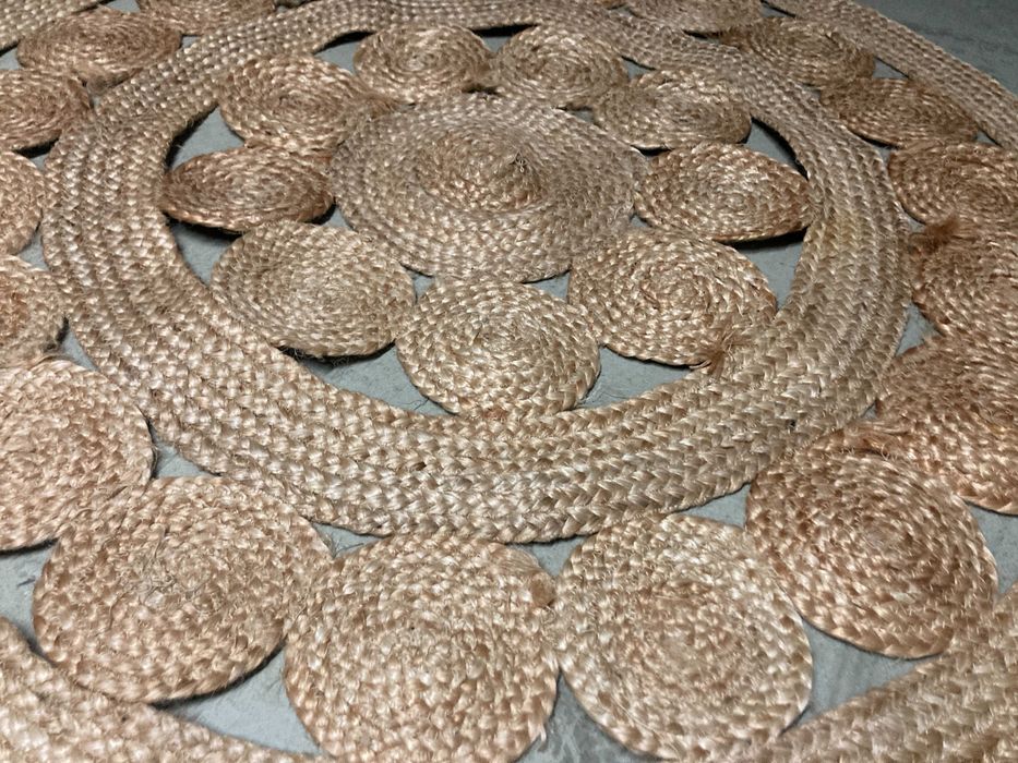 Tapete em sisal, usado, 125 cm diâmetro