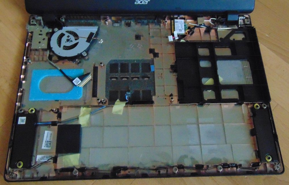 Запчасти от ноутбука Acer ES1-520