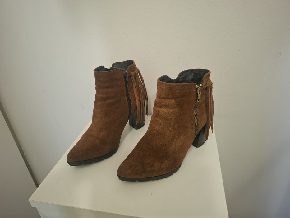 Botins 38 muito giros