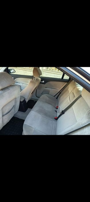 Ford mondeo 1.8 benzyna