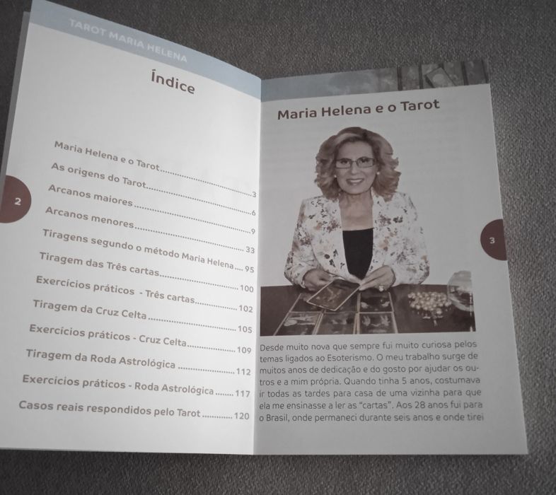 Vendo livro de tarot