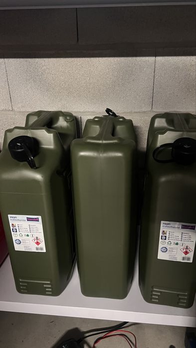 3 Jerrican / Bidão Gasolina