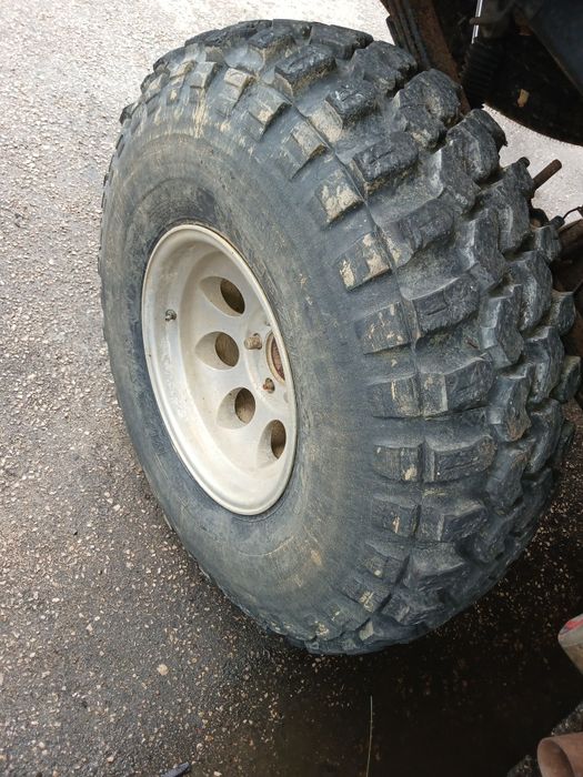 Jantes e pneus vj910