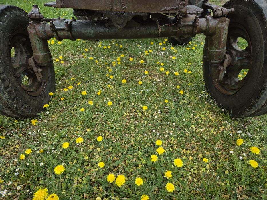 Продам передній не ведучий міст до трактора т 40, т 16.