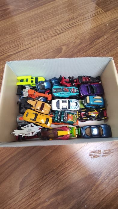 Carrinhos Hot Wheels