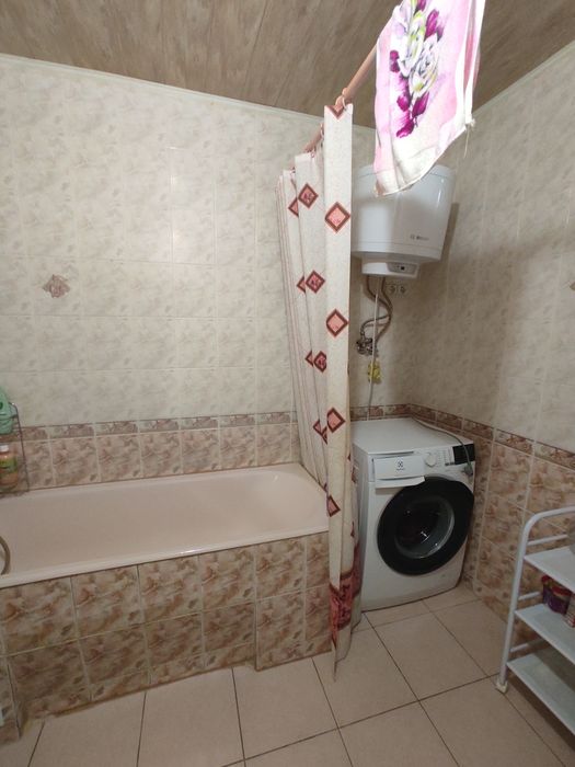 2х вул. Драгоманова 44а м. Позняки 5хв.пішки