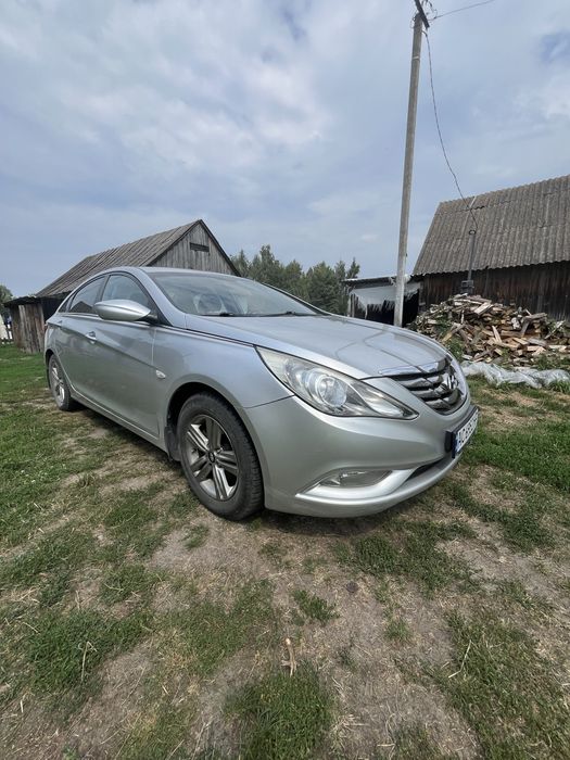 Hyundai sonata y20 2011