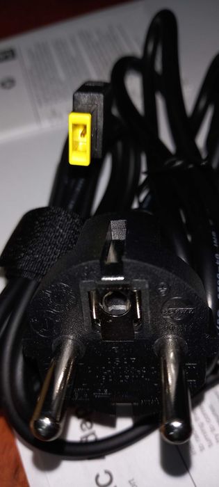 Блок живлення Lenovo 65W оригінал  з кабелем живлення, гарантія