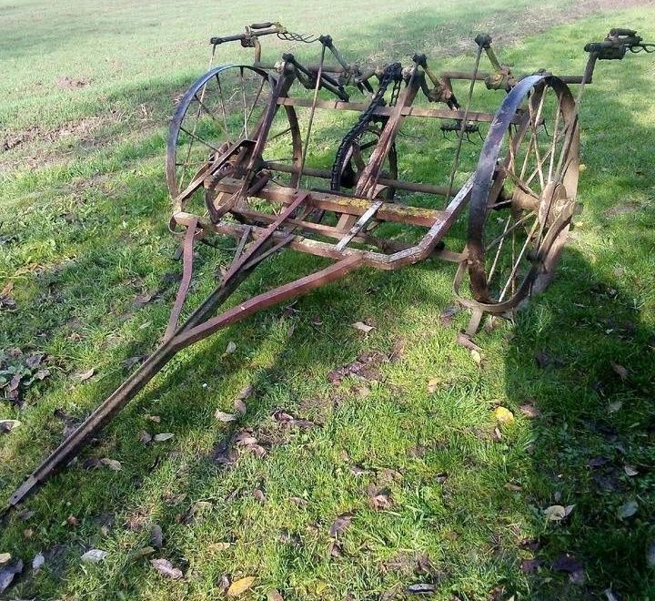 Przetrząsacz do siana