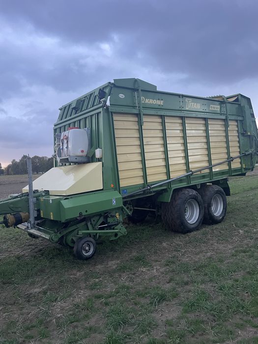 Przyczepa Samozbierająca Krone Titan r/ 48 gd Pottinger Strautmann