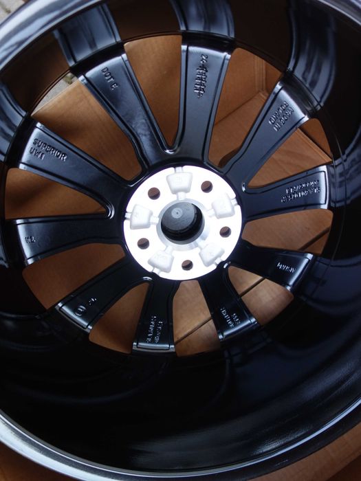Felgi SKODA SUPERB III RS KODIAQ Enyaq KAROQ Ocatvia  19''  Nowe Oem