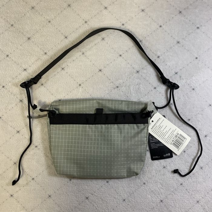 Невелика Туристична Сумка Naturhike Mia 3L
