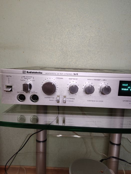 Radiotehnika  У-101-стерео hi-fi