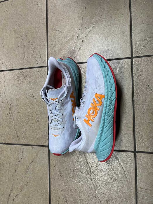 hoka carbon x2 - купити чоловіче взуття - Ціна на OLX.ua