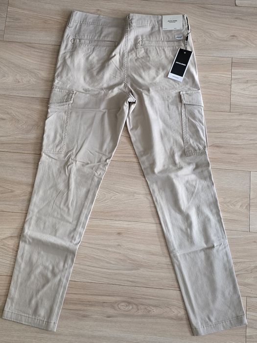 Nowe spodnie materiałowe, Jack & Jones Jpstmarco Cargo, 32/32