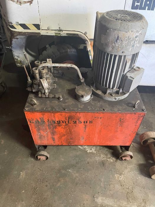 Central hidraulica Hydrac trifassica