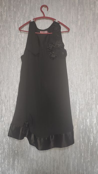 Шкільна форма на дівчинку 8-10 років