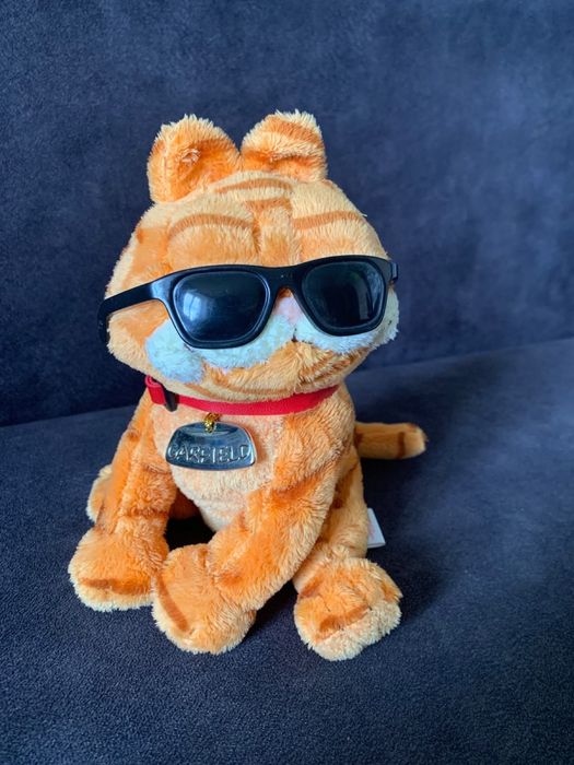 GARFIELD котик новий
