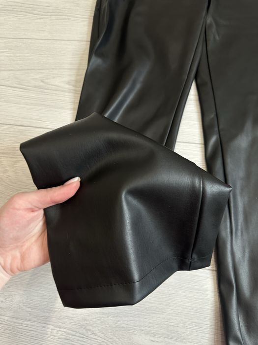 Трендові шкіряні штани