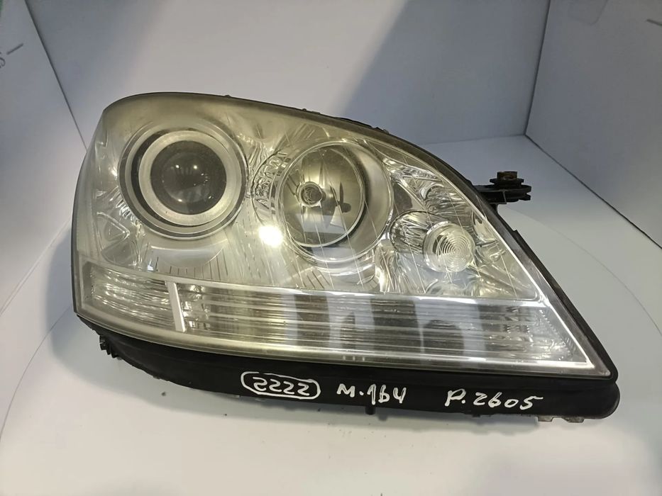 Ótica / farol direita MERCEDES-BENZ Classe M (W164)