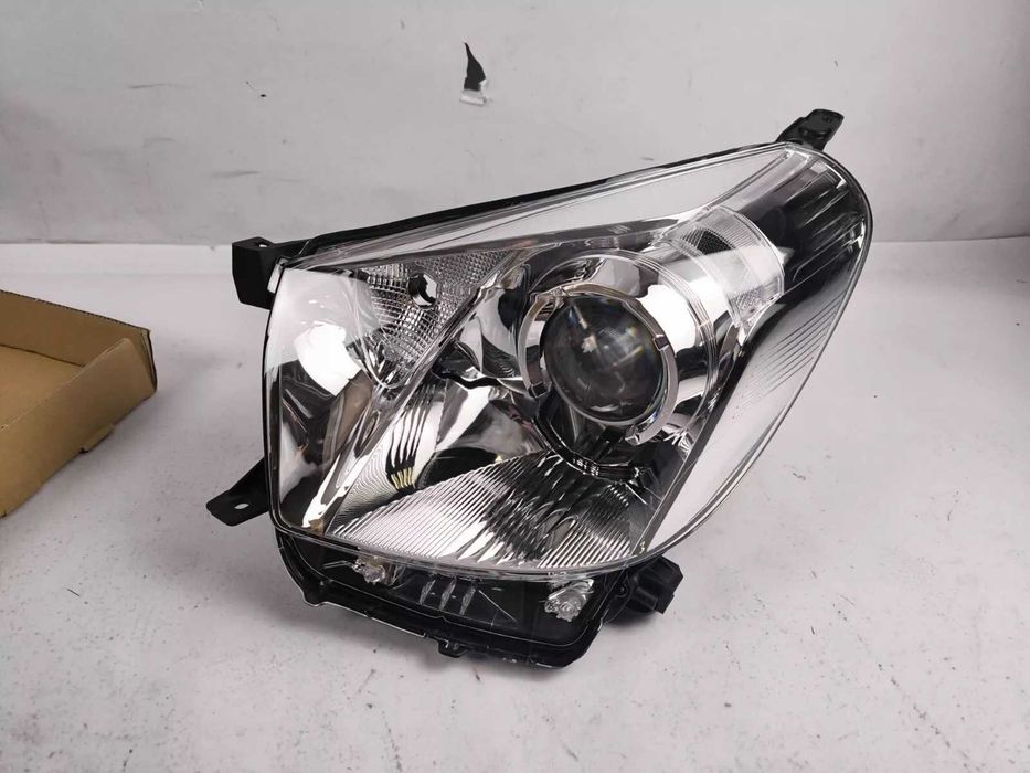 Toyota IQ - Farol esquerdo original Toyota - NOVO -