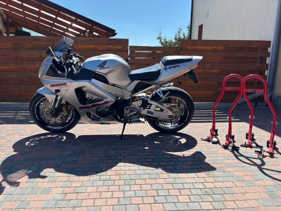 Honda CBR 929 RR l Zadbana l Gotowa do sezonu