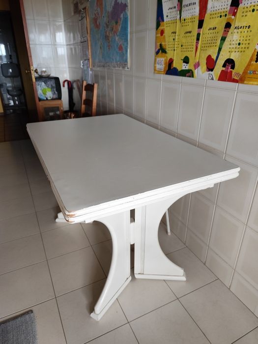 Mesa de jantar extensível