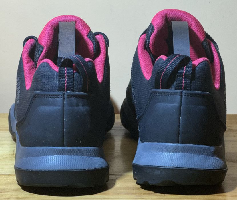 Трекінгові кросівки Adidas Terrex Gore-Tex. Розмір 40(25 см)