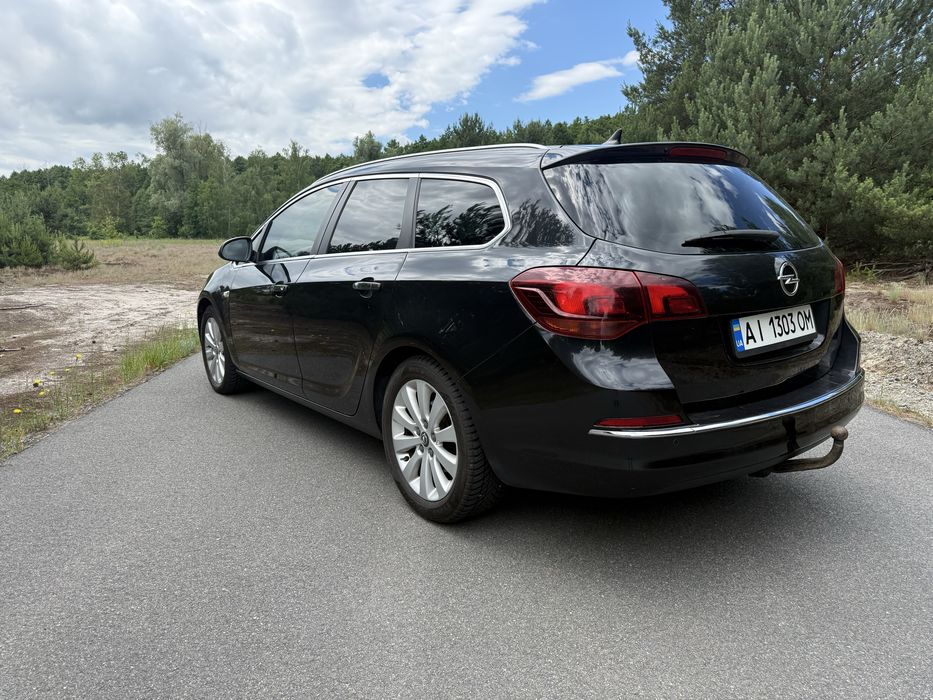 Продам/Обмін Opel Astra J 2012 1.7 дизель