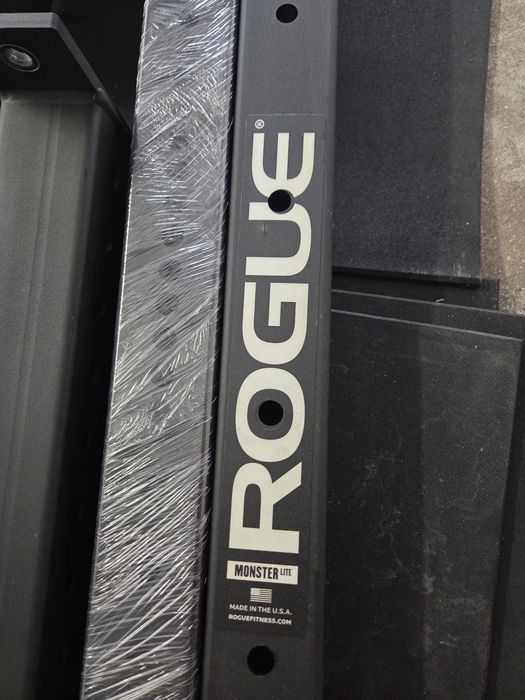Power Rack Dobrável Rogue Fitness RML-3W (Monster Lite)