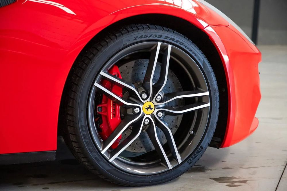 Ferrari FF 6.3 V12