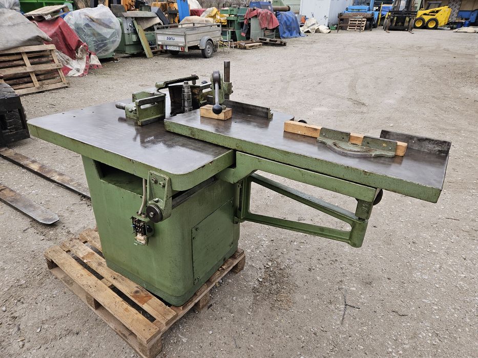 Frezarka dolnowrzecionowa do drewna niemiecka z wózkiem bocznym