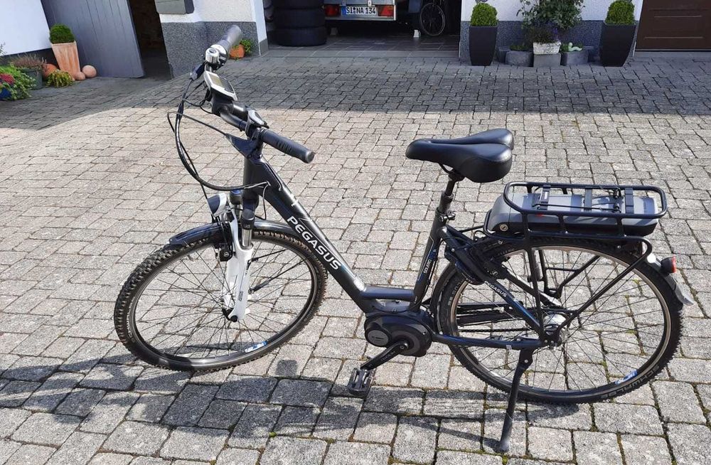 rower elektryczny Pegasus Solero E7r 28 " Bosch