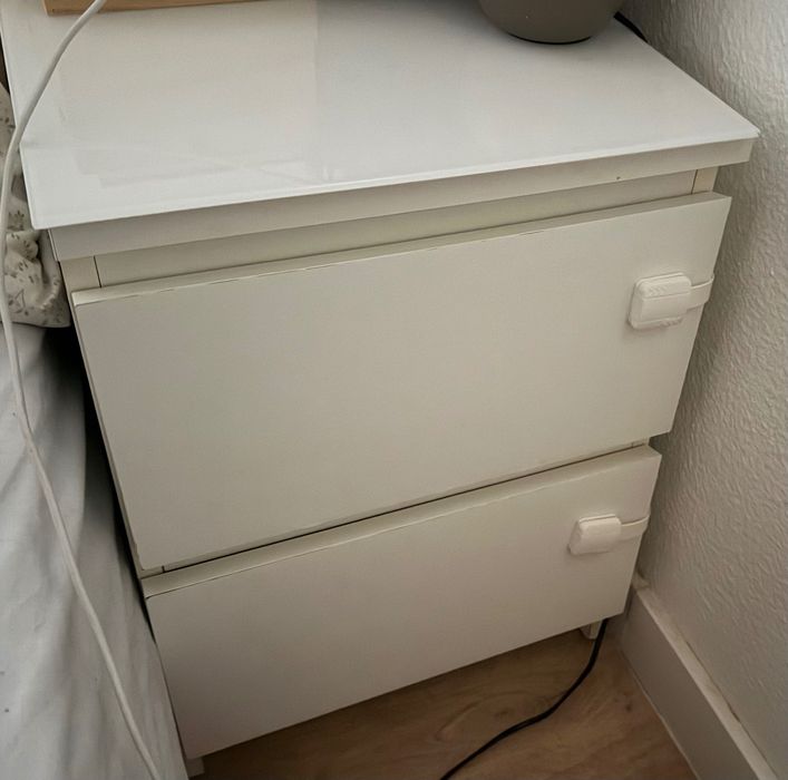 Mesa de cabeceira