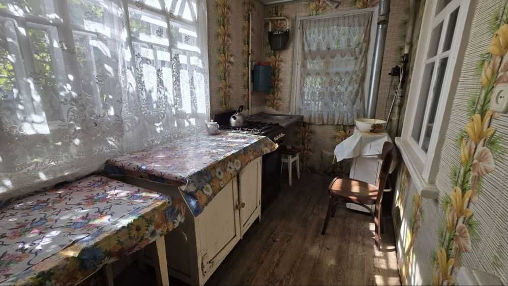 Продам будинок в селі Залізничне