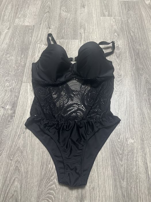 Продам купальник