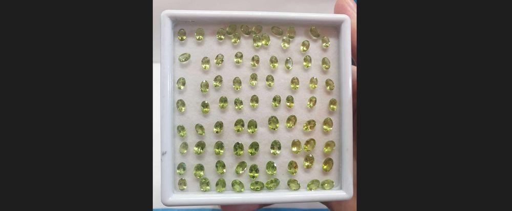 Naturalny Peridot (Oliwin) Bardzo tanio