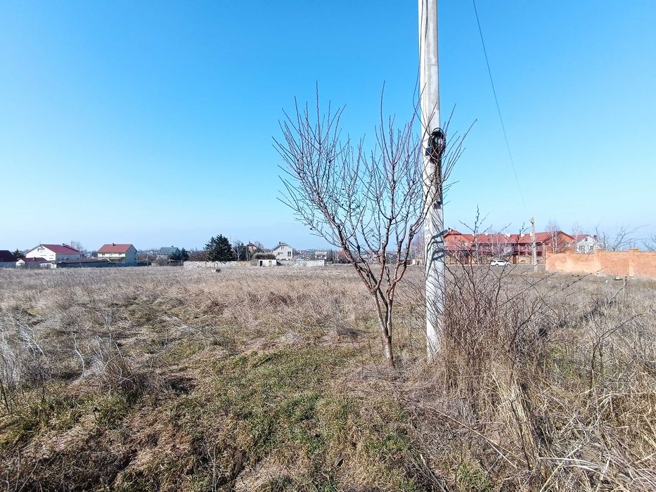У продажу три суміжні ділянки в селі Санжійка 320 м до моря