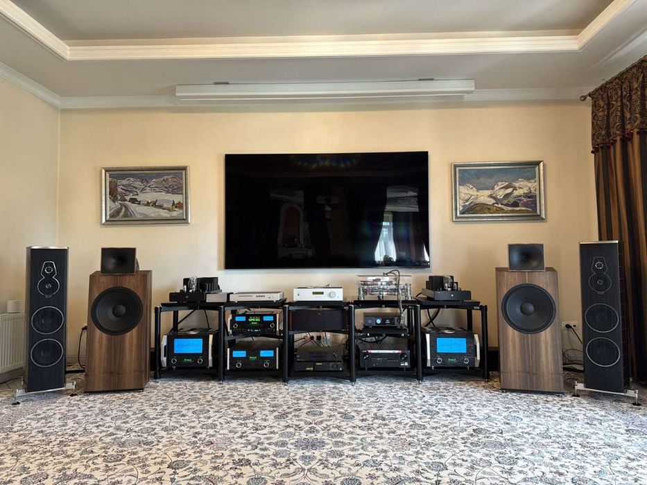 Стойка TRIA X-rack под HI-FI и  HI-END аппаратуру