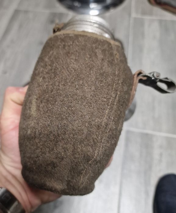 Menaszki wojskowe 3 sztuki