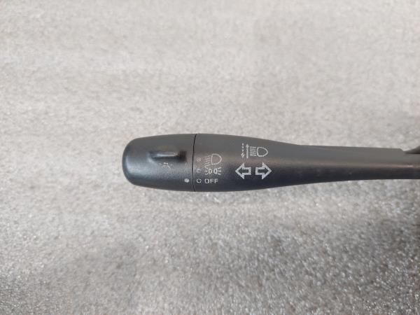 Conjunto / manetes de luzes e limpa vidros NISSAN CUBE (Z10)