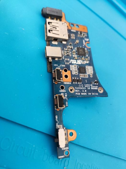 Motherboard ASUS TAICHI21 I7-3537U 4 GB