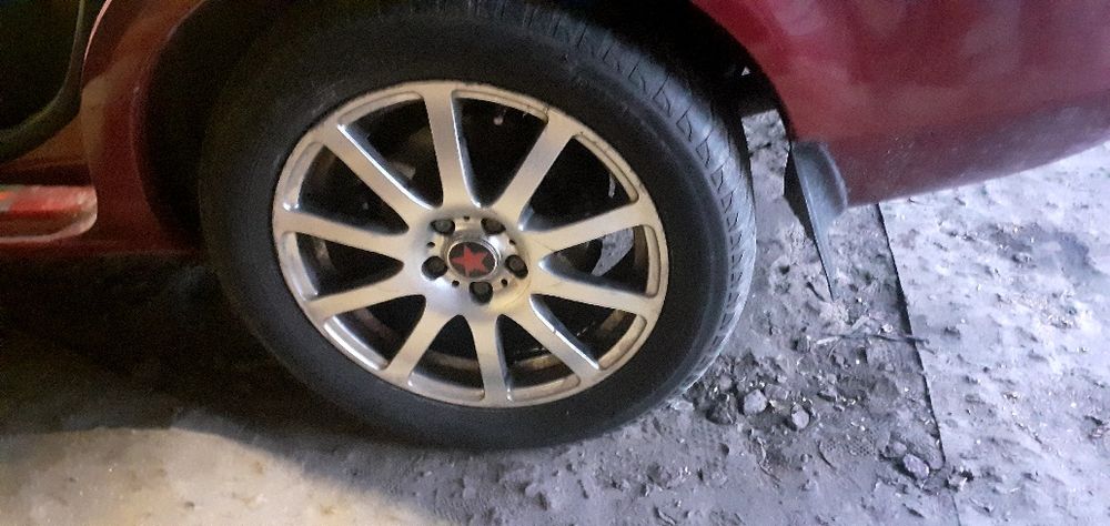 Продаю Dodge Neon 2 2002 2л