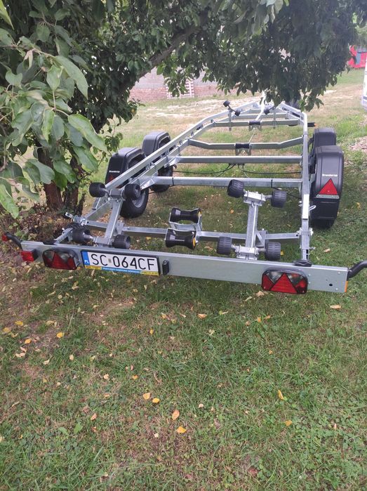 Wynajmę przyczepę podłodziową