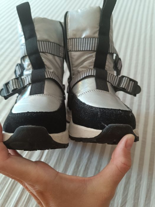 Зимние ботинки на девочку