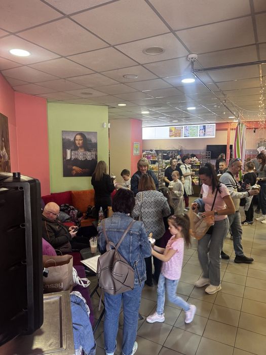 Продам  приміщення в ЖК Лермонтове окремий вхід